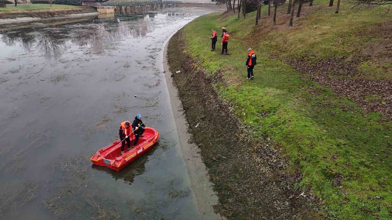 6 gündür kayıp olan öğretmeni bulmak için çalışmalar devam ediyor
