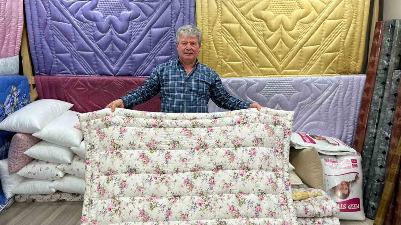 Yarım asırlık yorgancı: Kimse çocuğunu yorgancıya çırak olarak vermiyor
