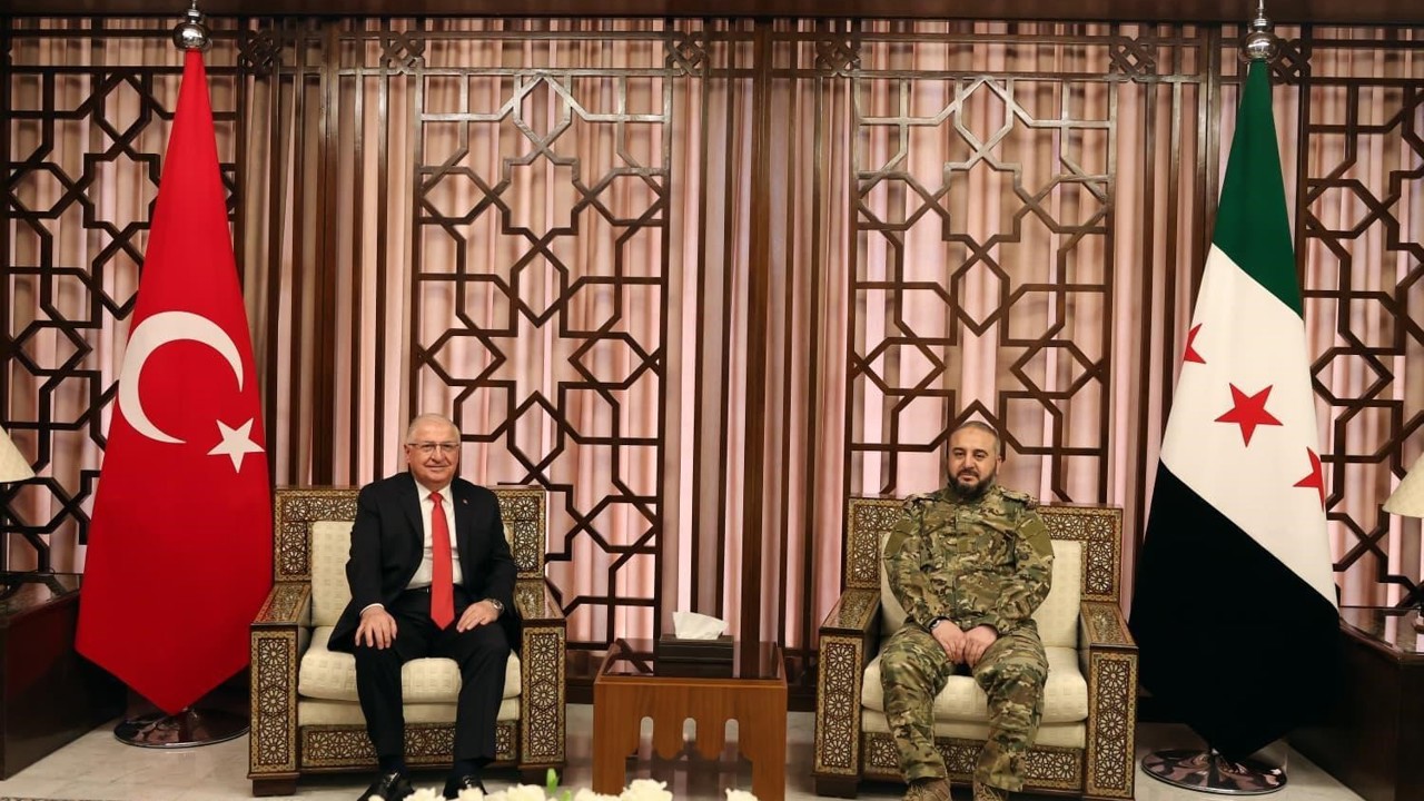 Milli Savunma Bakanı Güler, Suriyeli mevkidaşı Ebu Kasra ile bir araya geldi
