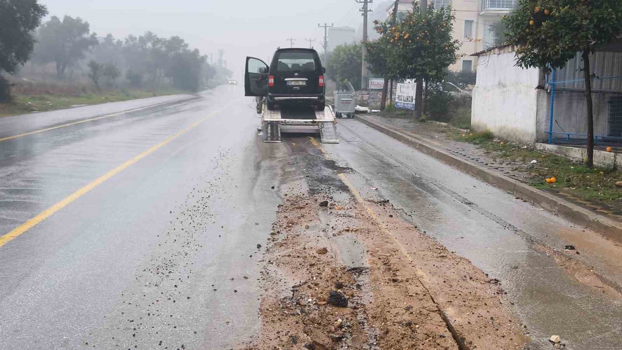 Milas’ta bozuk yollar hayatı olumsuz etkiliyor
