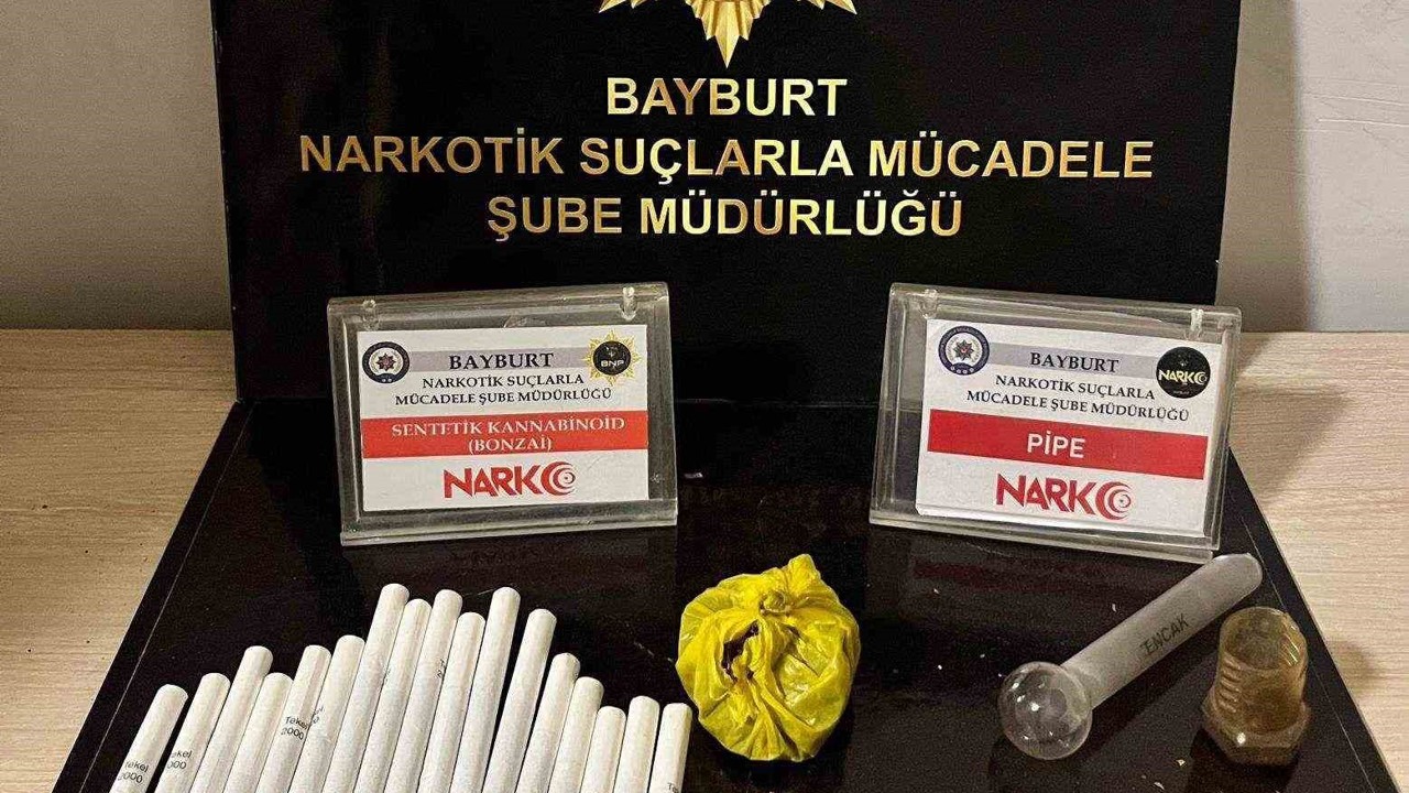Bayburt’ta yapılan uyuşturucu operasyonunda bonzai ve lyrica ele geçirildi
