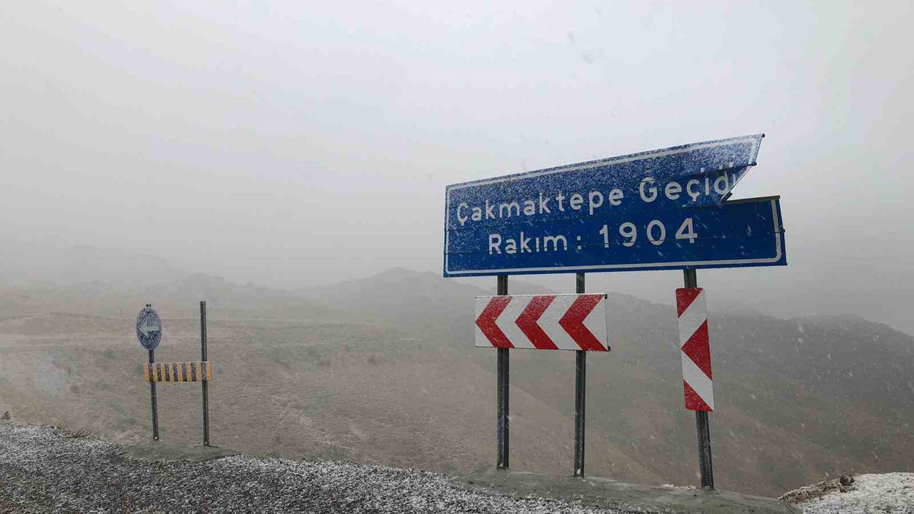 Afyonkarahisar’da kar yağışı yüksek kesimlerde etkili oldu
