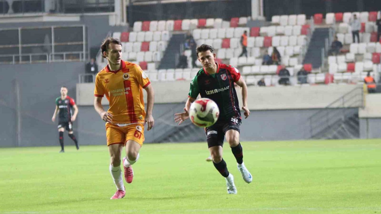 TFF 3. Lig: Karşıyaka: 2 - Tire 2021 FK: 1
