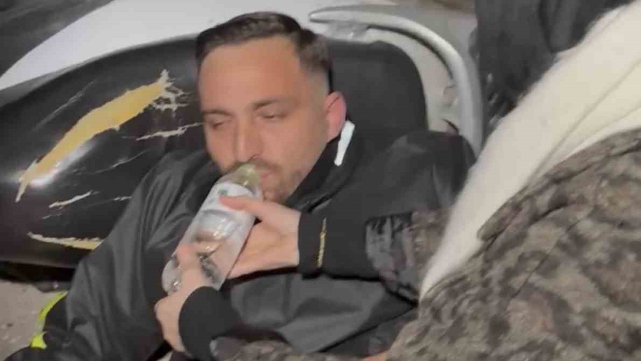 "Kaza yaptım" diye çağırdı, evlilik teklifi etti
