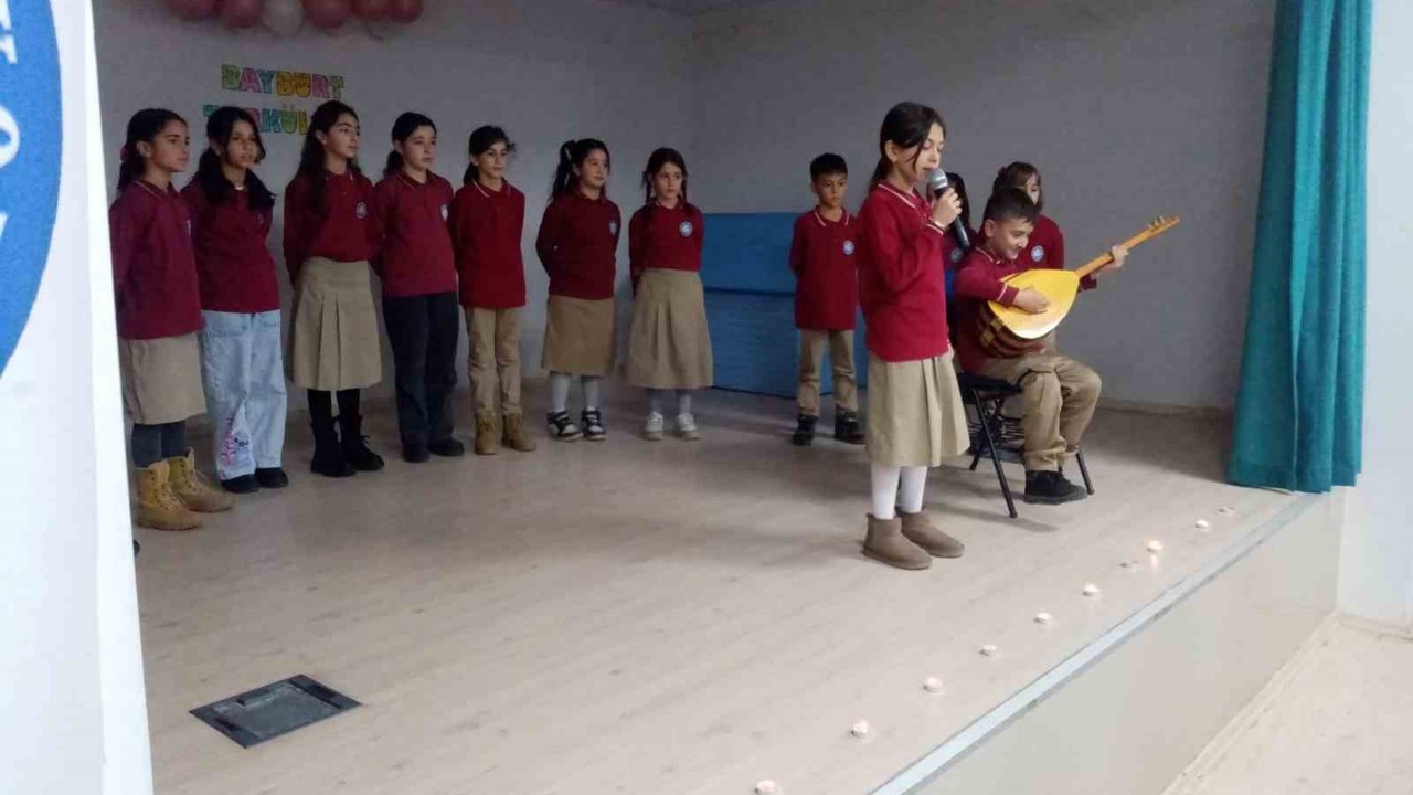 Aydıntepe’de ‘Maziden Atiye Türkü Programı’ düzenlendi
