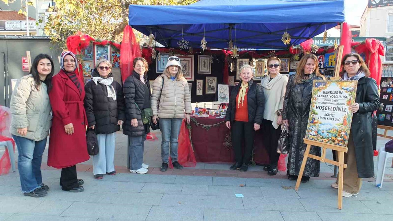 Balıkesirli kadınların yaptğı minyatürler büyük ilgi gördü
