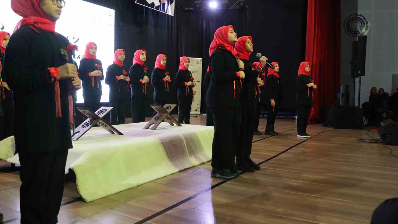 İzmir’de şehit çocuklar unutulmadı
