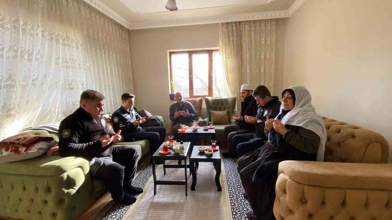 Şehit polis memuru Hakan Can şehadetinin 8. yılında anıldı
