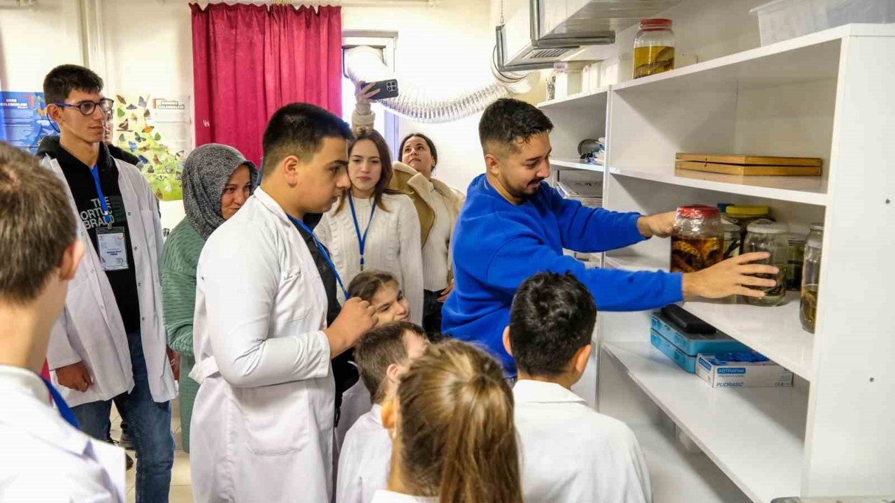 Özel eğitim öğrencileri BŞEÜ’ de bilimle buluştu
