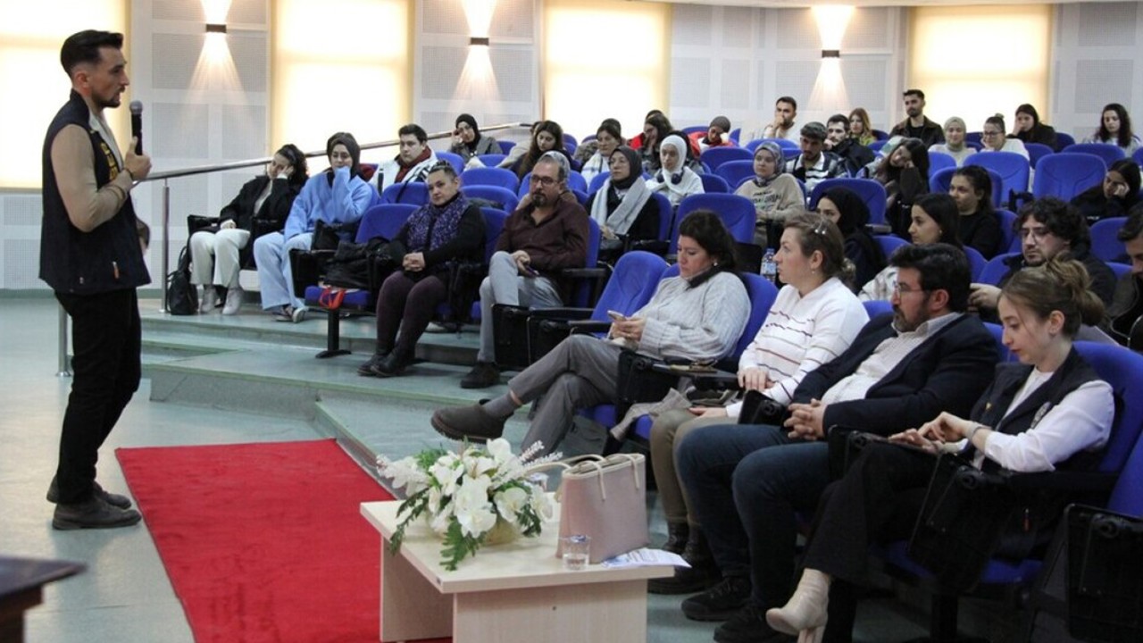 DPÜ’de sanal riskler ve akran zorbalığı ile mücadele ele alındı
