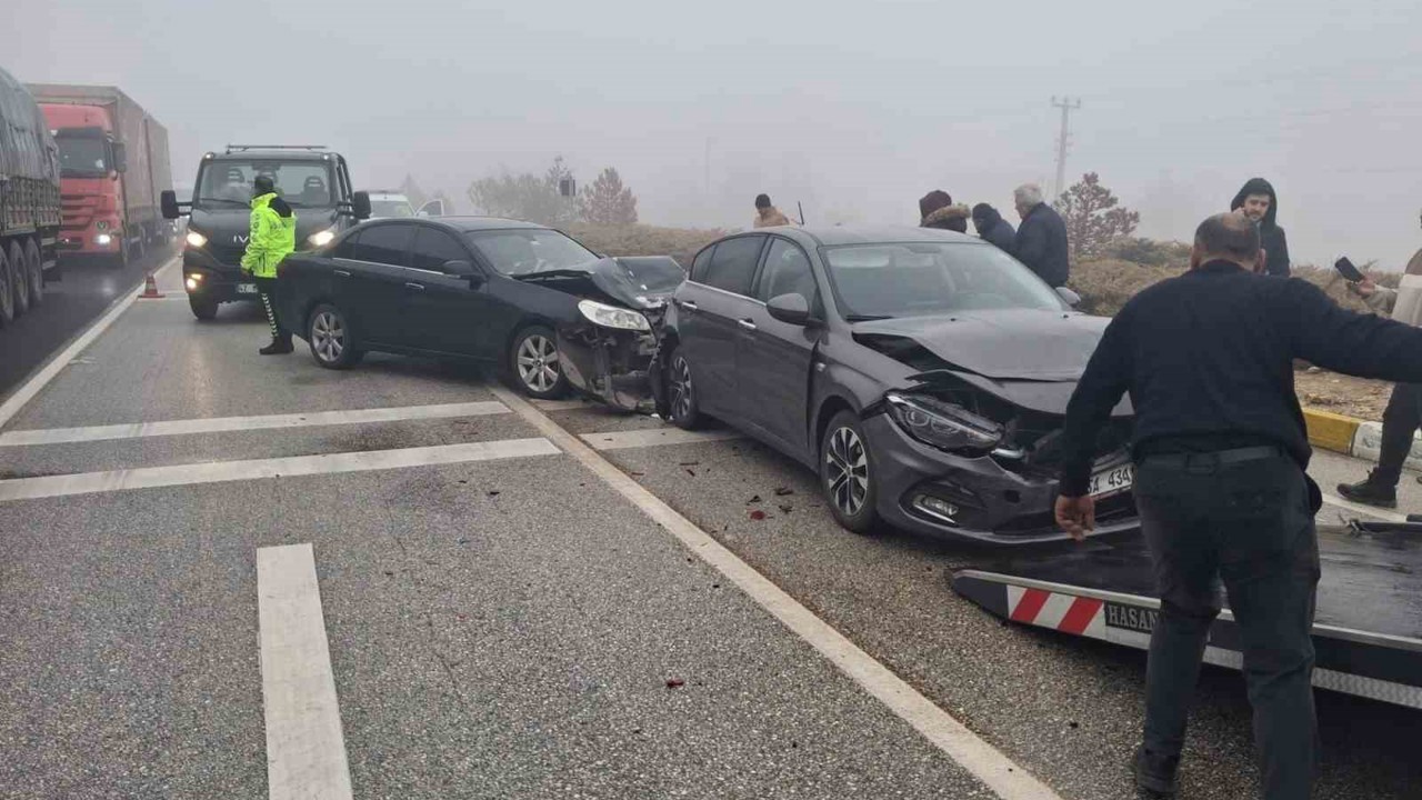 Kulu’da yoğun sis ulaşımı olumsuz etkiledi

