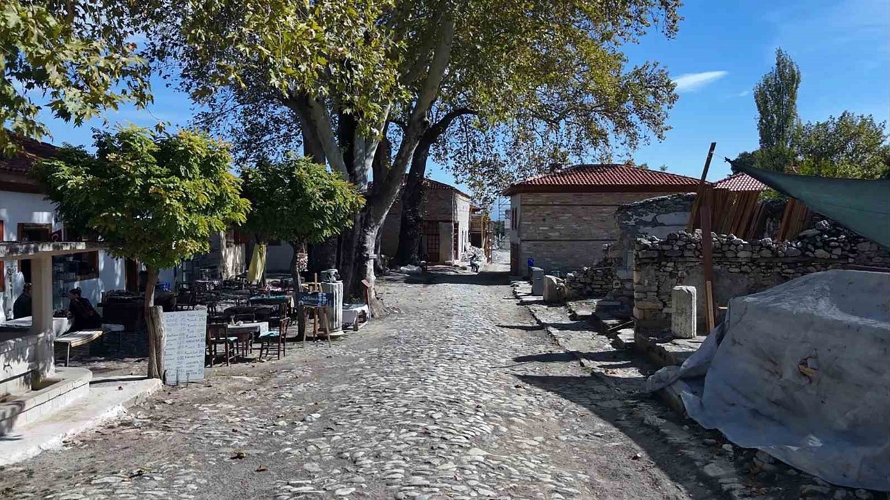 Antik kentin kalbine ‘Yaşayan Osmanlı Köyü’
