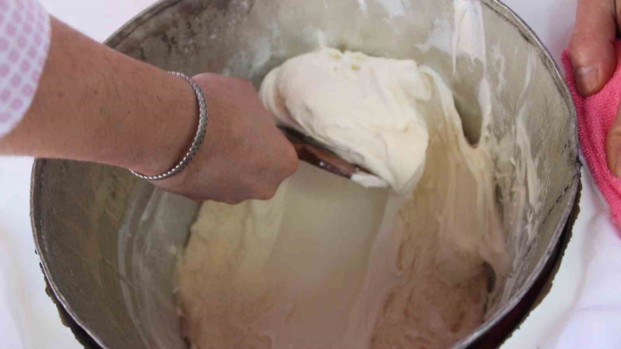 Coğrafi işaretli Görele Dondurması kış mevsiminde de ilgi görüyor
