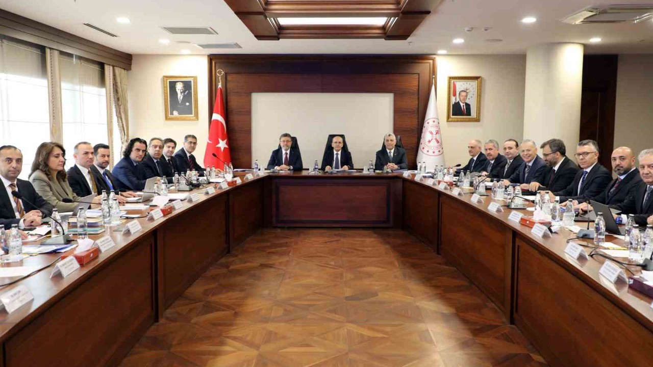 Gıda ve Tarımsal Ürün Piyasaları İzleme Komitesi toplandı
