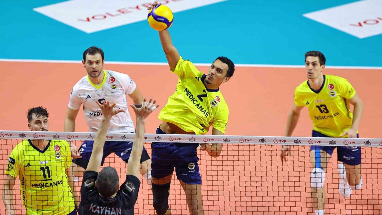 Efeler Ligi: Fenerbahçe Medicana: 3 - Gebze Belediyesi: 1
