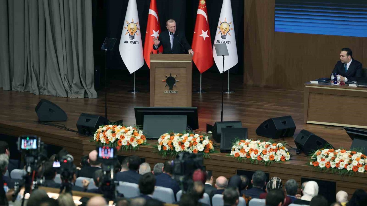 Cumhurbaşkanı Erdoğan: "Filistinlilerin kanı elinde olanların hadsizliği teneke tıngırtısı hükmündedir"
