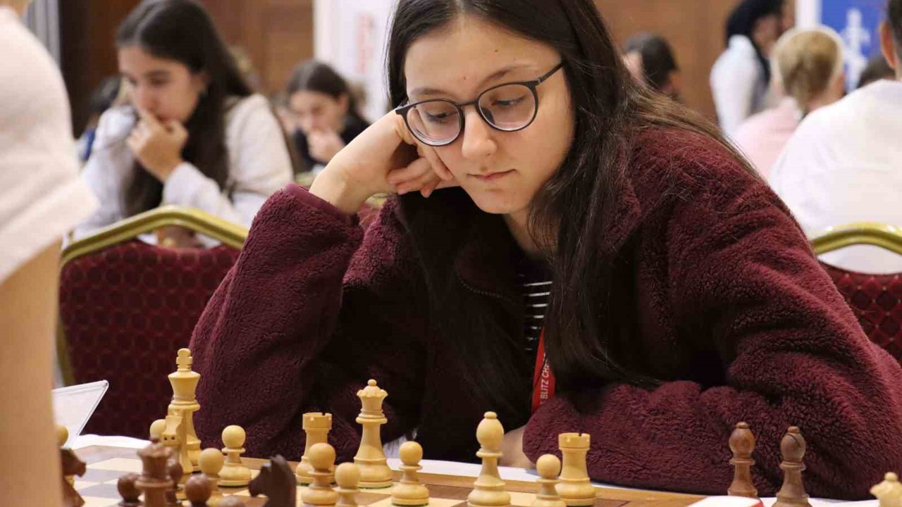 Bursa Büyükşehir Belediyesporlu Arya Aydoğan dünya 4.’sü oldu
