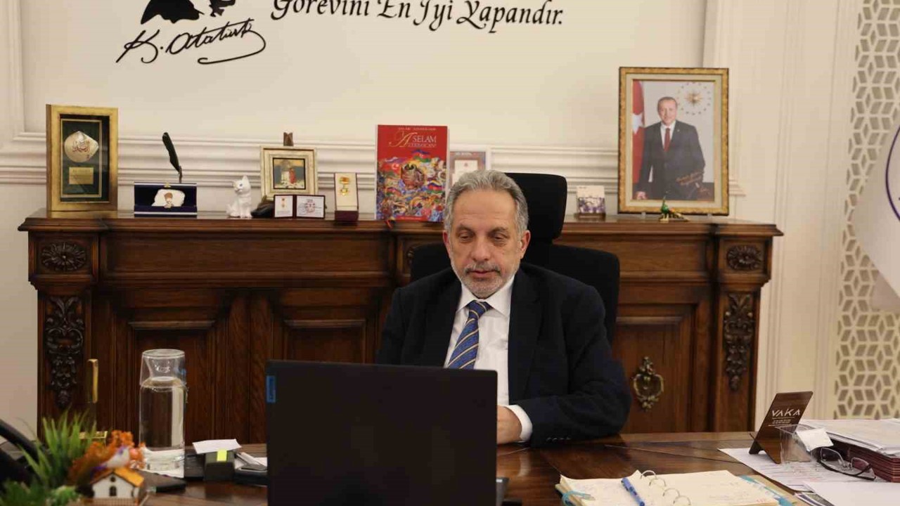 Başkan Yalçın, dünyadaki 5 kişiden biri
