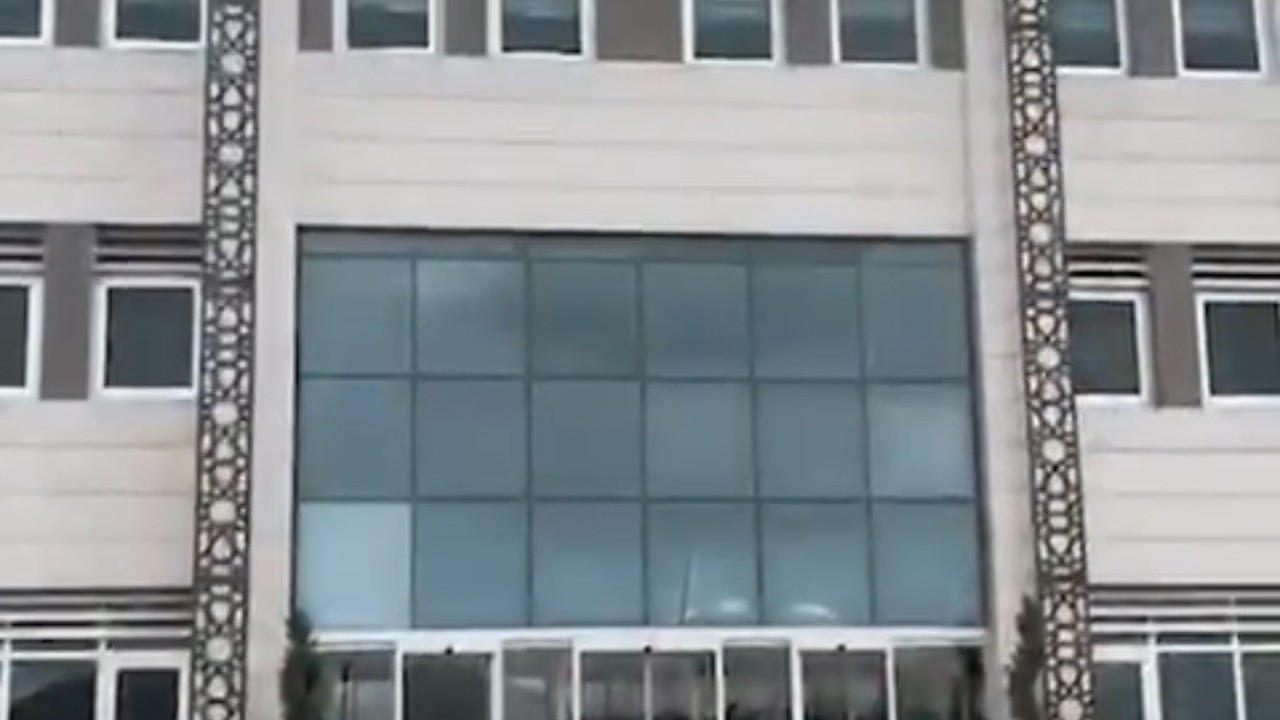 Çanakkale’de 10 kaçak göçmen yakalandı, 3 organizatör tutuklandı
