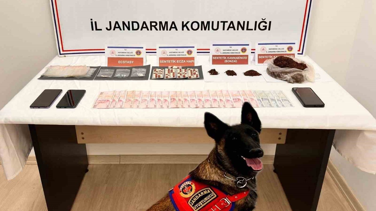 Anne ve oğluna uyuşturucudan 18’er yıl hapis cezası
