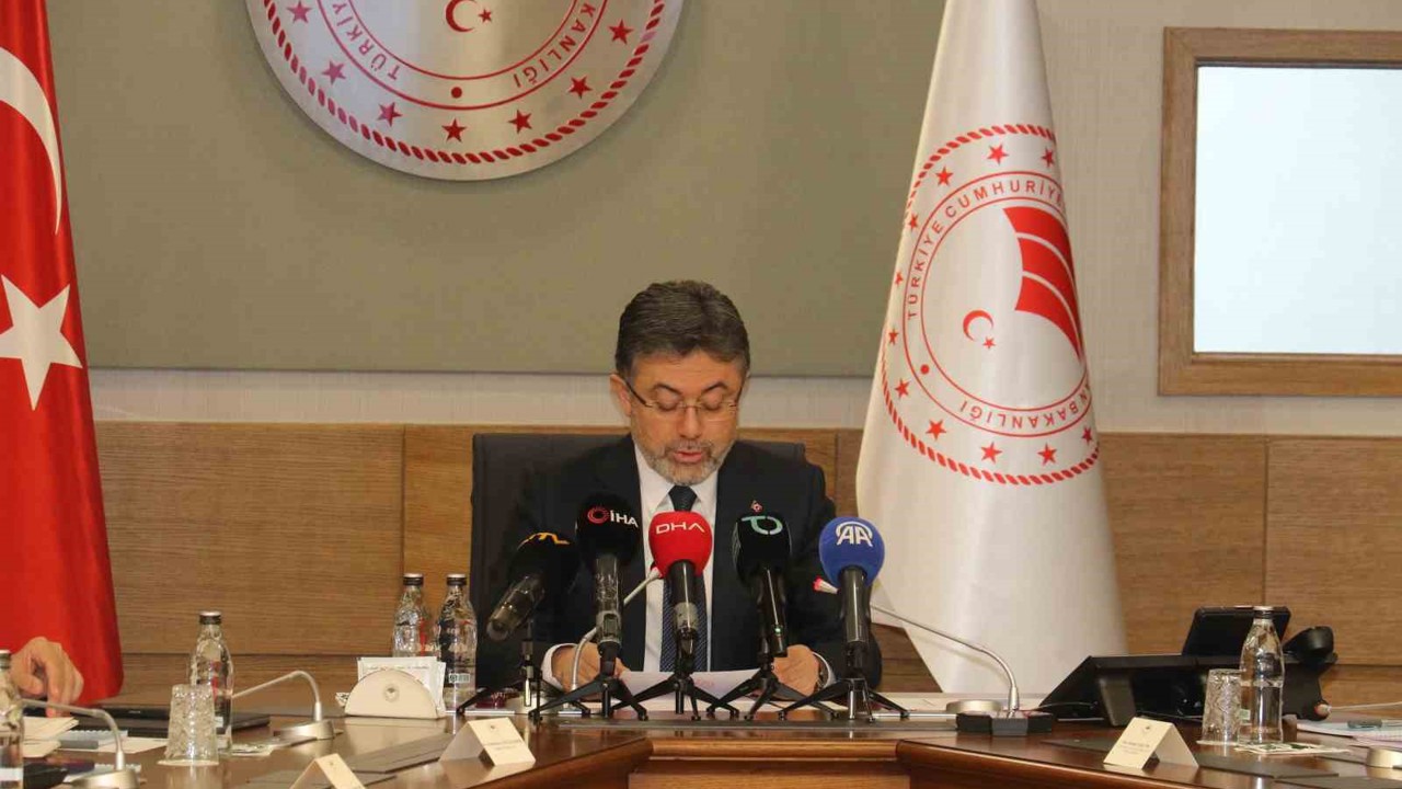 Bakan Yumaklı: "Dileğimiz Su Kanunu’nun 2026 yılı içerisinde TBMM’de yasalaşması ve yürürlüğe girmesi"
