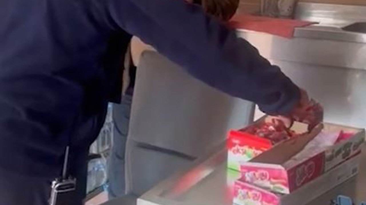 Esenyurt’ta okul kantinlerine sıkı denetim: Kurallara uymayan kantin mühürlendi
