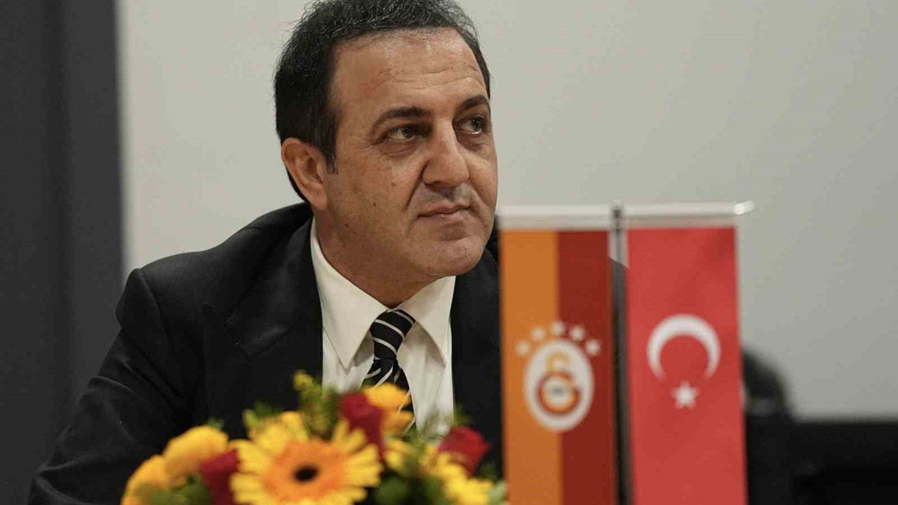 Abdullah Kavukcu: "Önceliğimiz orta saha, kesinlikle oraya transfer yapmak istiyoruz"
