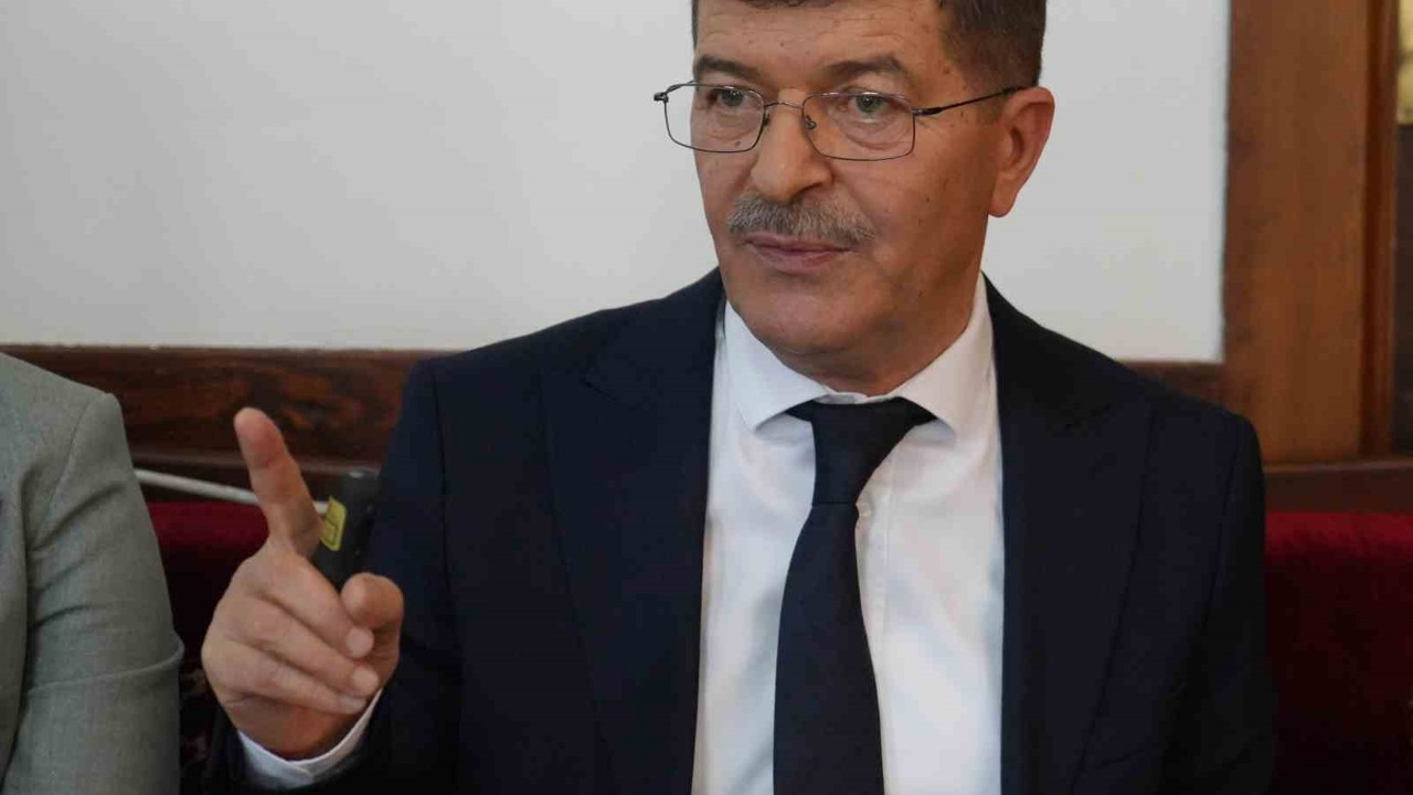 İlahiyatçı profesör: "Eşcinsel evlilikler, ailenin temeline konulan büyük dinamitlerdir"
