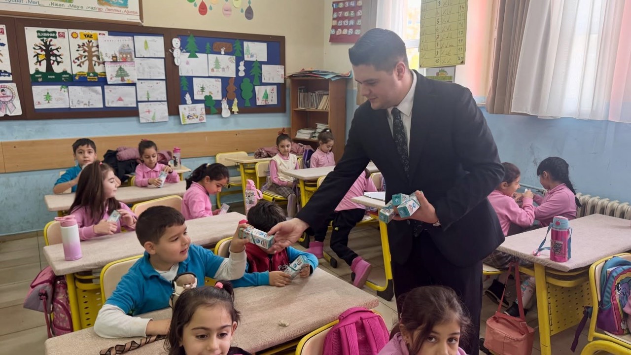 Ülkü Ocakları’ndan Nazilli’de öğrencilere ağız ve diş sağlığı desteği
