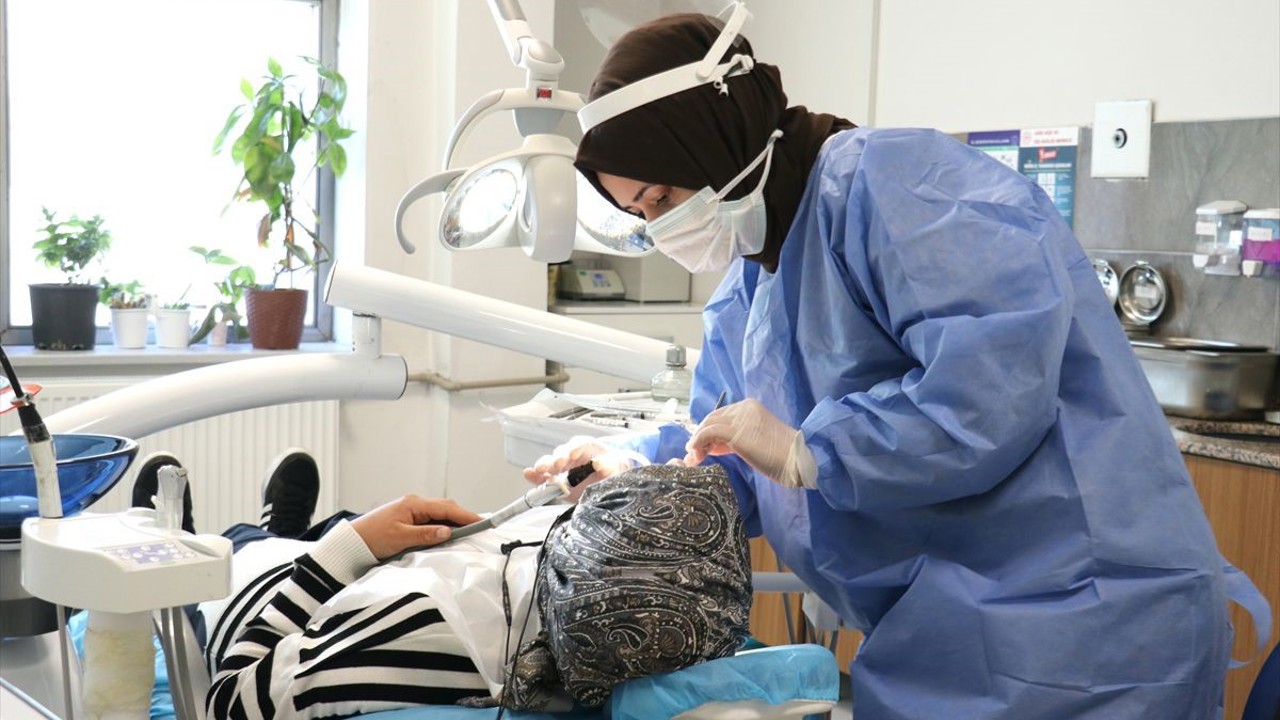 Patnos’ta implat tedavisi uygulamaya başladı
