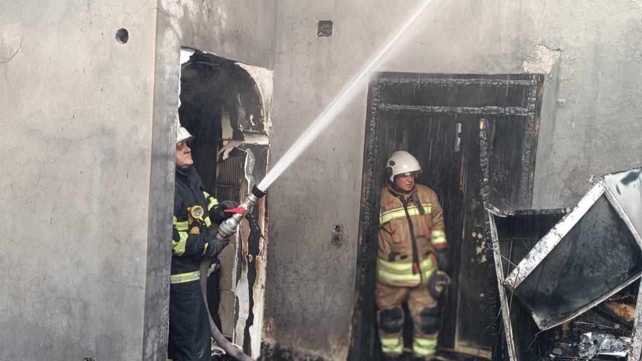 Samandağ’da ev yangını
