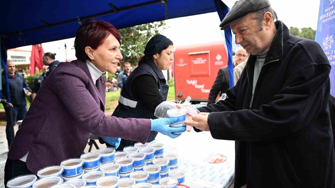 Büyükşehirden kandil hayrı
