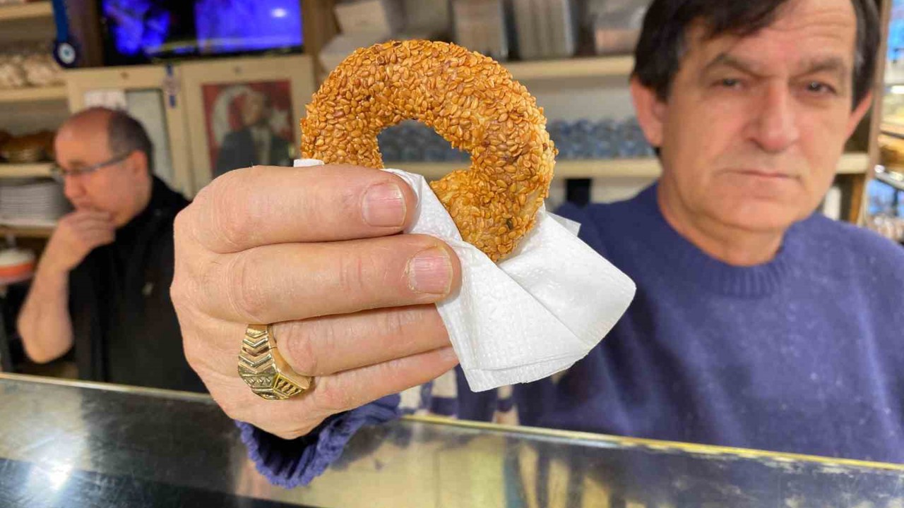 Kandil simitleri tezgahlarda yerini aldı
