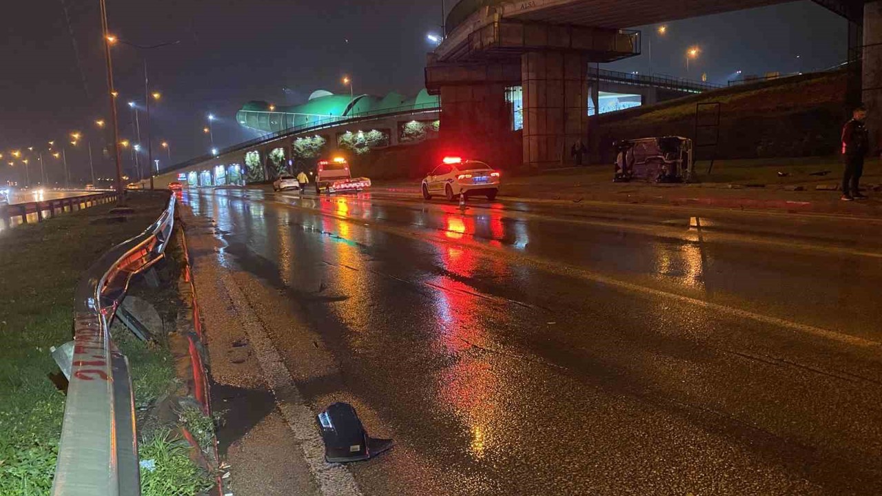 Kontrolden çıkan otomobil takla attı: Sürücü burnu bile kanamadan kurtuldu
