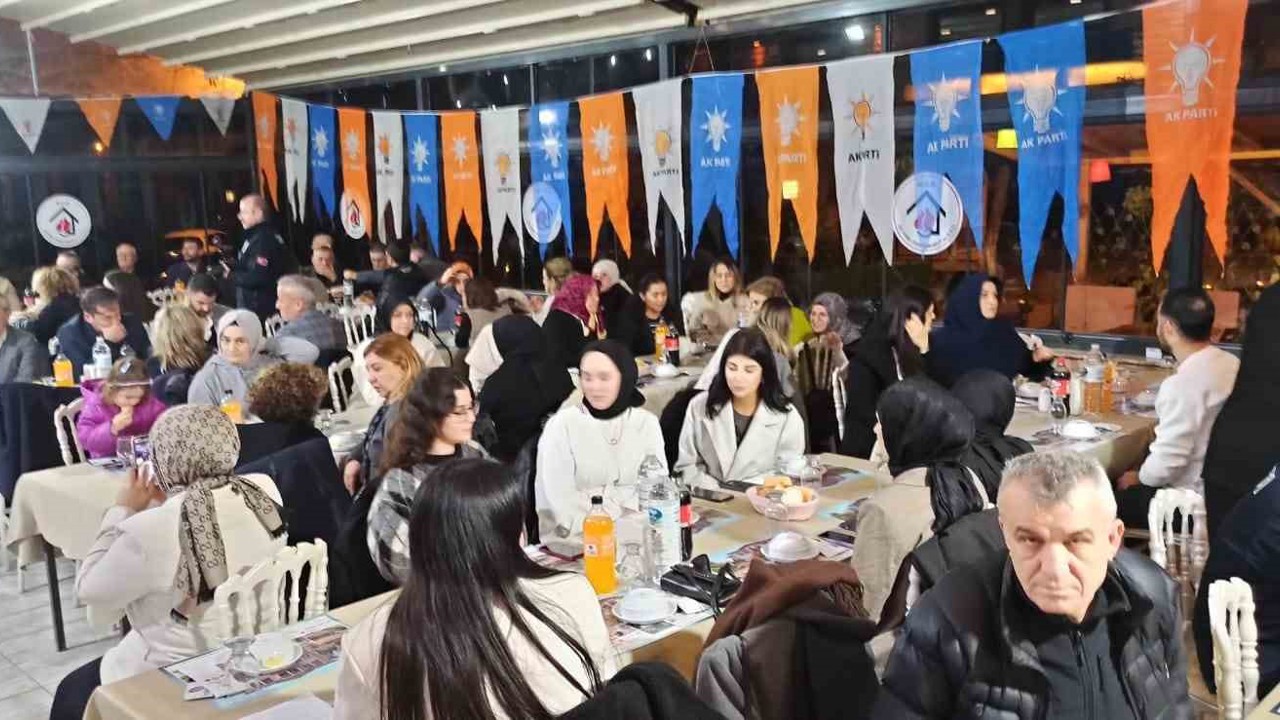 AK Parti Devrek İlçe Teşkilatı tarafından Danışma Meclisi Toplantısı gerçekleştirildi
