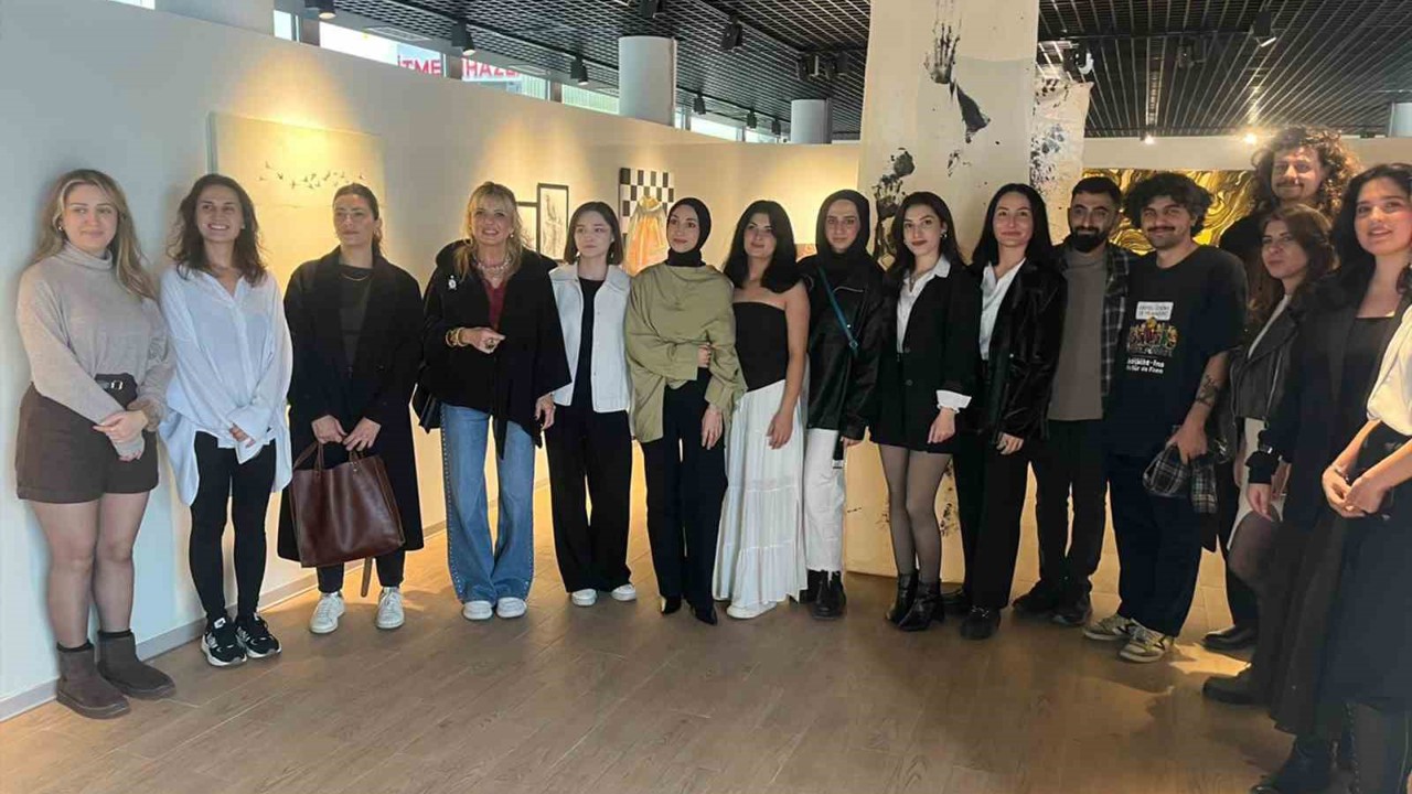 BŞEÜ’lü genç sanatçılar İstanbul’daki prestijli sergide
