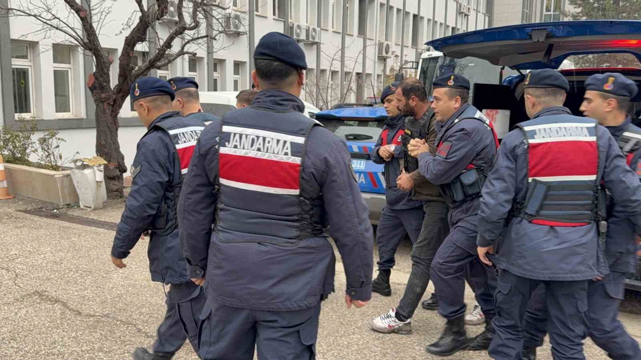 2 kişinin ölümüne sebep olan zanlılar adliyede
