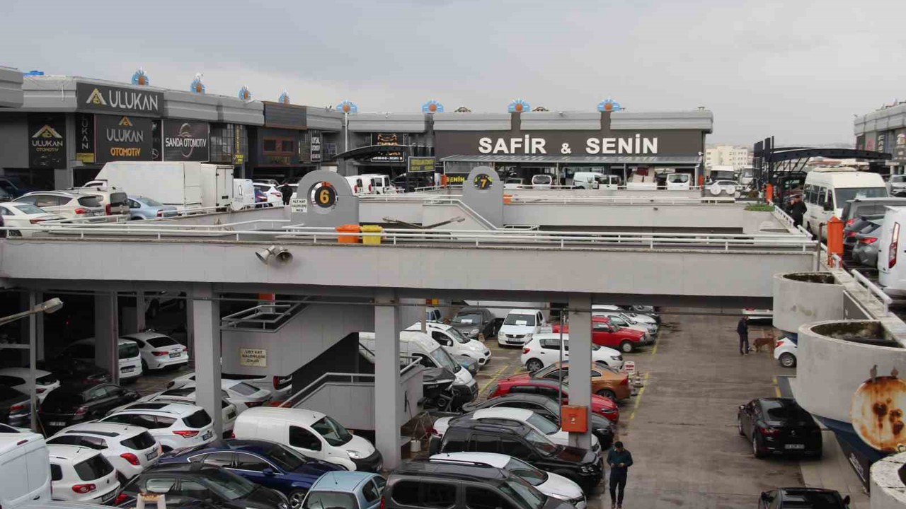 İkinci el otomobil sektöründe yeni yılda hareketlilik bekleniyor
