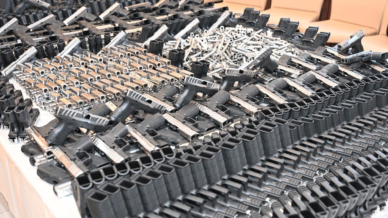 Otobüsten 46 bin silah parçası çıkmıştı, 6 şüpheli adliyeye sevk edildi
