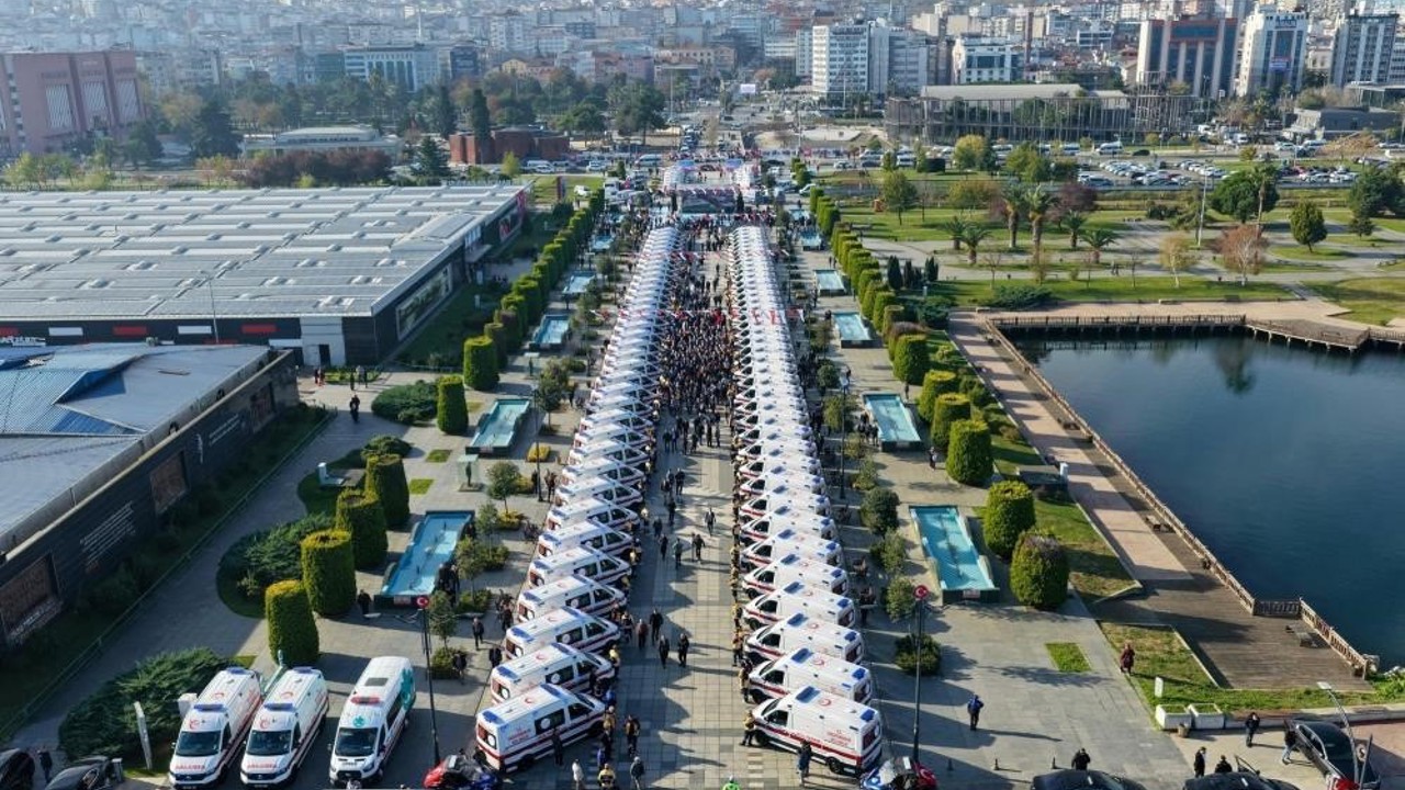 Samsun’da 112 ambulansları 2025’te 4 milyon kilometre yol yaptı, dünyayı 100 kez turladı
