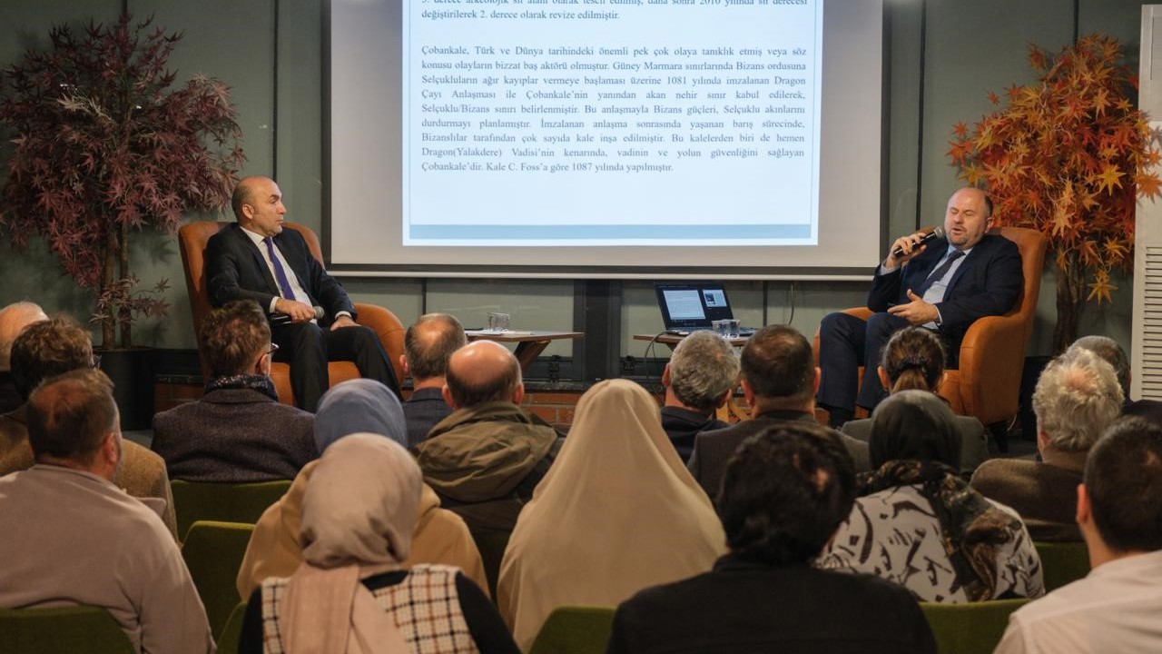 Başiskele’deki kültür söyleşisinde Çobankale kazıları anlatıldı
