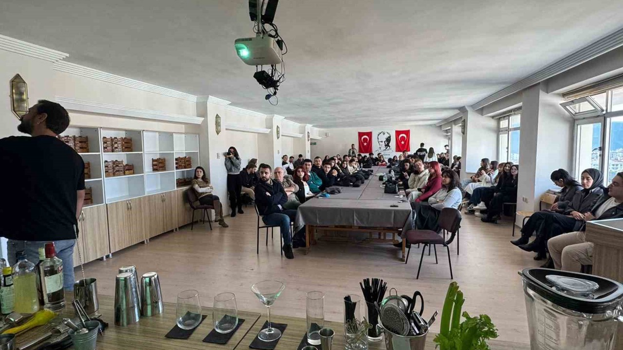 MSKÜ’de turizm sektöründe içecek hazırlanması alanında uygulamalı eğitim
