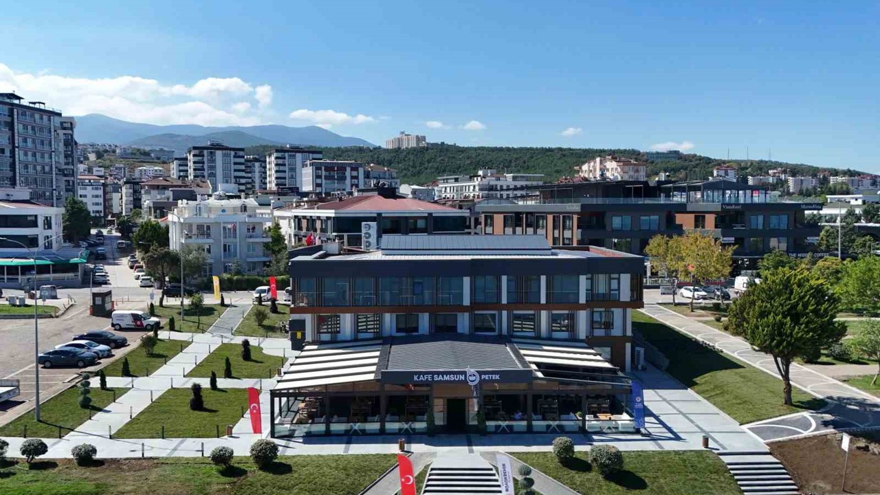 Petek Genç Dijital Gençlik Merkezi’nde kurslar devam ediyor
