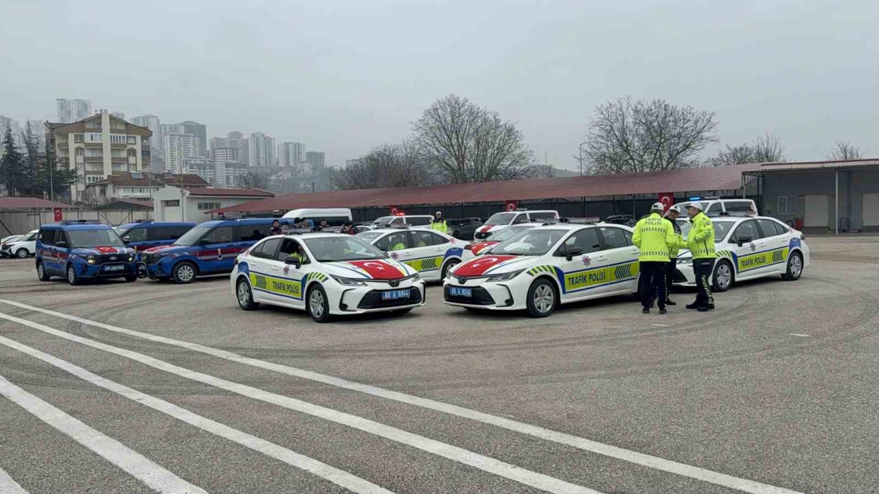 Tokat’ta emniyet ve jandarmaya 79 yeni hizmet aracı
