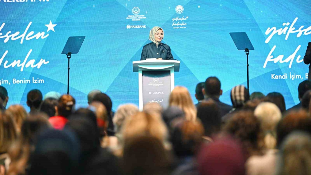 Bakan Göktaş: "Kadınlarımız kalkınmanın asli faktörüdür"
