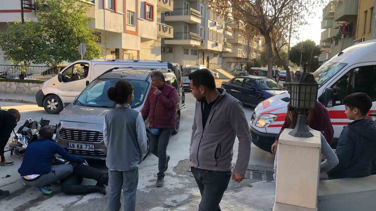 Milas’ta ticari araç ile çarpışan motosiklet sürücüsü yaralandı
