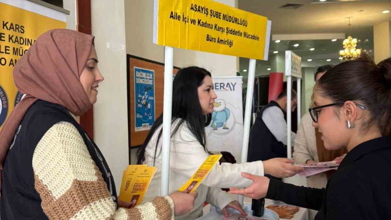 Kars’ta Öğrencilere KADES uygulaması anlatıldı
