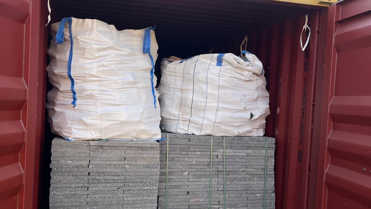 Mersin Limanı’nda 182 milyon TL’lik gümrük kaçakçılığı operasyonu
