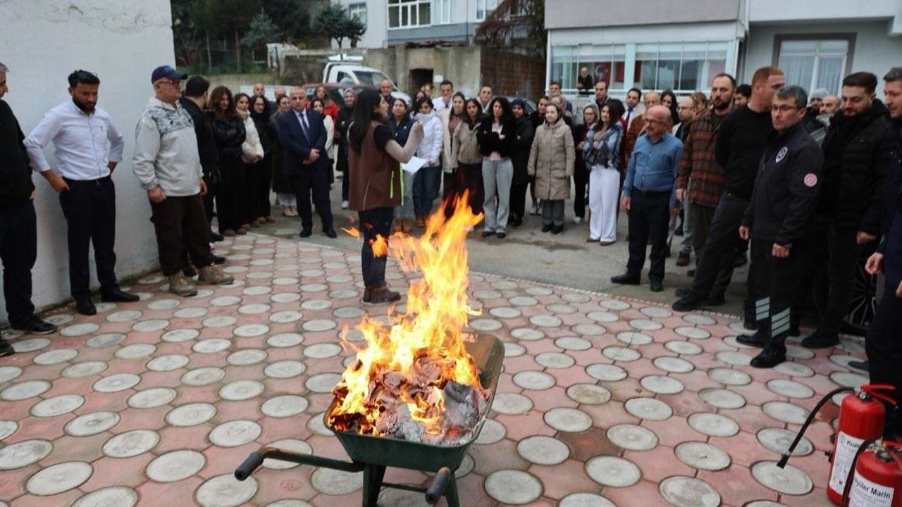 Sinop’ta yangın tatbikatı gerçeğini aratmadı
