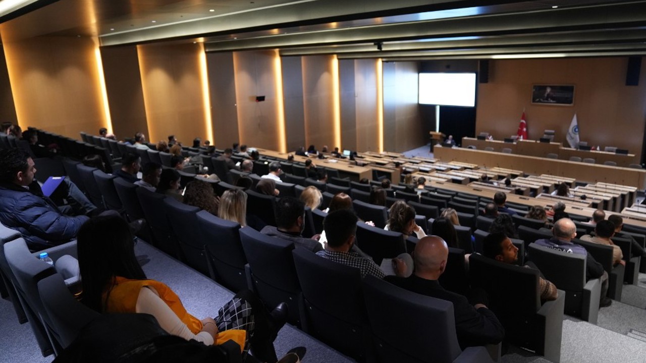 Büyükşehir personeline kamu ihale mevzuatı eğitimi
